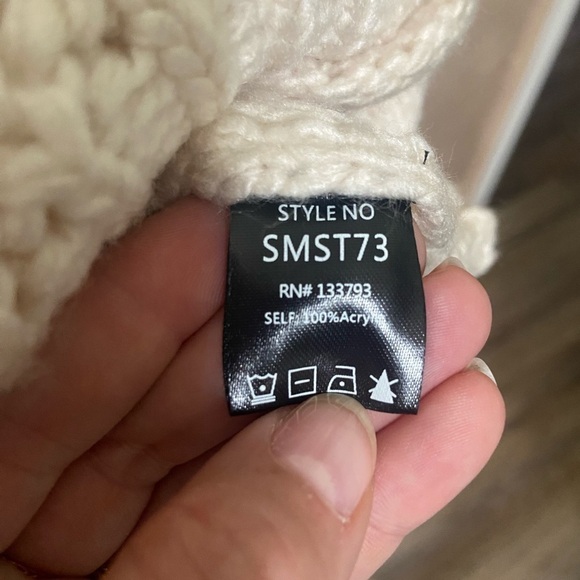 POL women's L oversized drop shoulder boxy chunky knit sweater cream color EUC - Picture 7 of 7